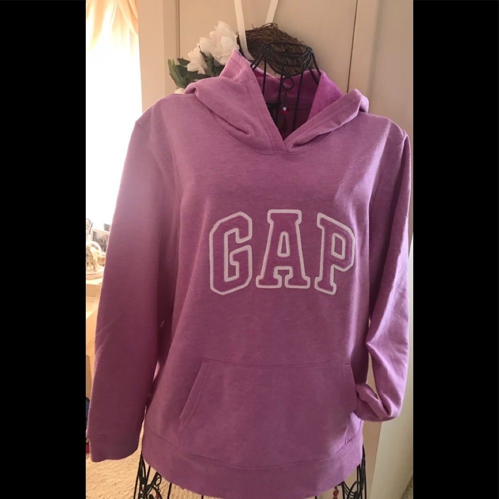 GAP. Gently Worn/Excellent Condition Lilac Hoodie with White Lettering XXL